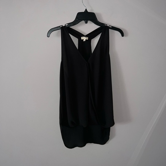 Lily White black tank top high low Small - Picture 1 of 5